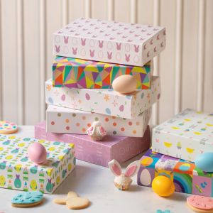 Easter Sweet Box with Funny Chicks