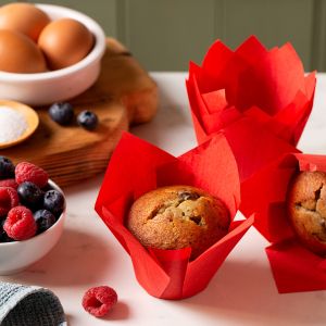Red Tulip Baking Cups 